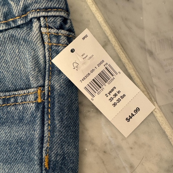 GAP Wide-Leg Heart Jeans - Picture 3 of 6